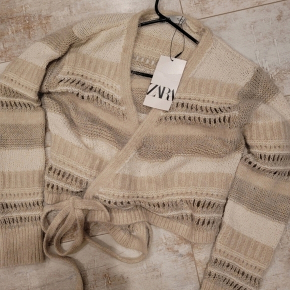 Zara Women's Knit Striped Sweater Size Small NEW WITH TAGS - Picture 4 of 6